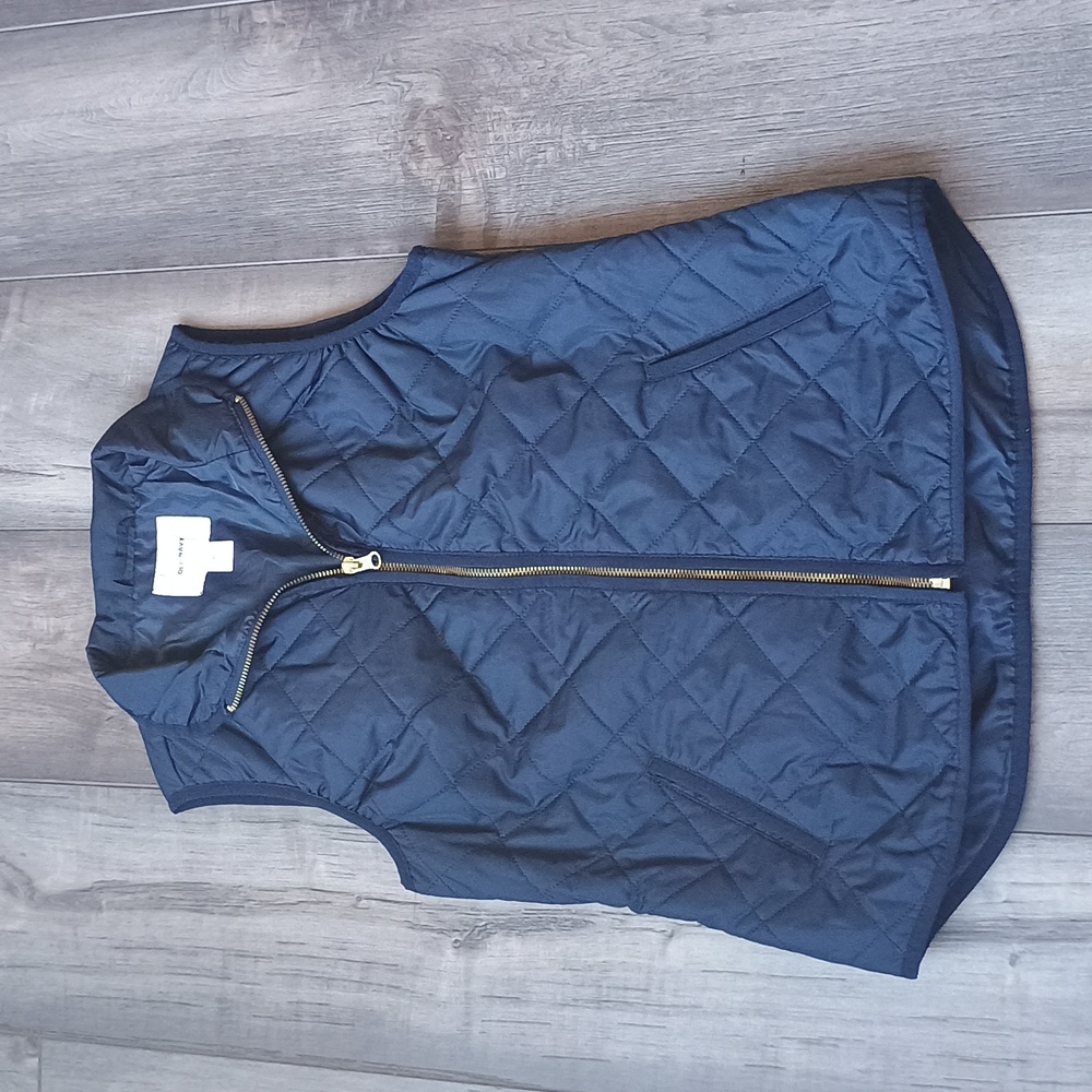 Old navy quilted blue vest size XS